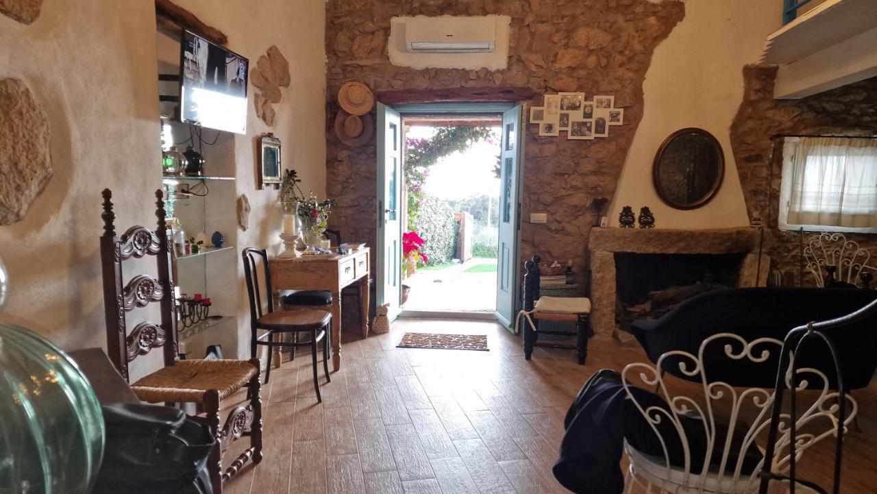 Вілла Rifugio Monte Pino Telti Екстер'єр фото